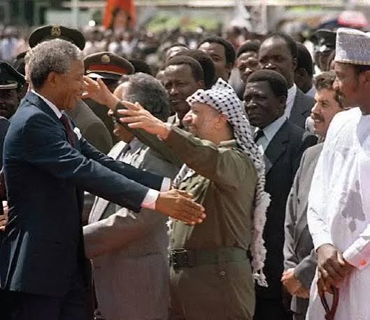 Founding South African President Nelson Mandela (left) with the late Palestinian liberation hero Yasser Arafat